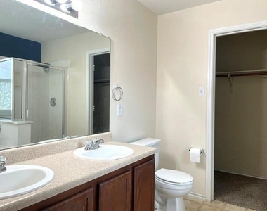 289 Lake Washington Dr - Photo Thumbnail 12