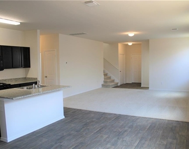 15108 Kent Justin Dr - Photo Thumbnail 5