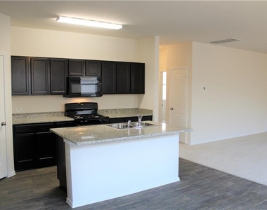 15108 Kent Justin Dr - Photo Thumbnail 11