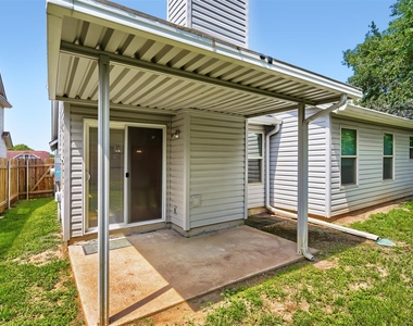 2608 Piping Rock Trl - Photo Thumbnail 23