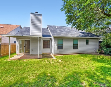 2608 Piping Rock Trl - Photo Thumbnail 25