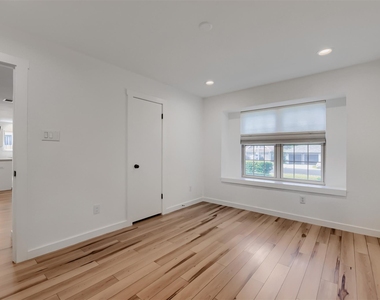 2608 Piping Rock Trl - Photo Thumbnail 16