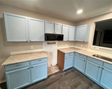 3401 Nocona Cv - Photo Thumbnail 4
