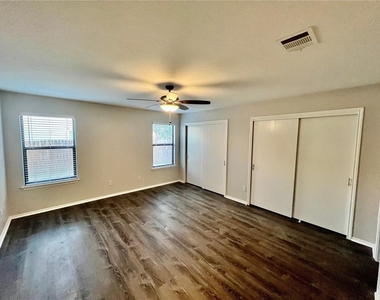 3401 Nocona Cv - Photo Thumbnail 9