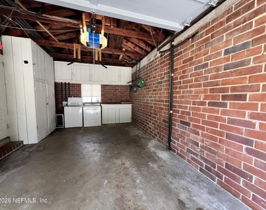 1377 Tiber Avenue - Photo Thumbnail 35