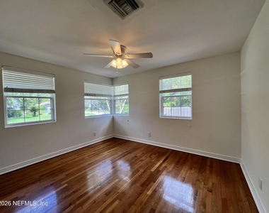 1377 Tiber Avenue - Photo Thumbnail 24