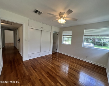 1377 Tiber Avenue - Photo Thumbnail 25