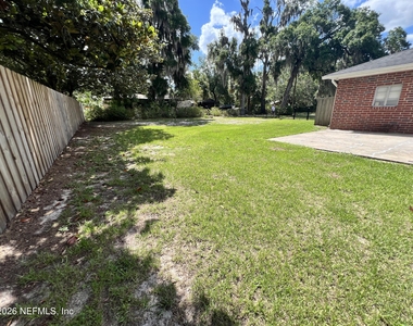 1377 Tiber Avenue - Photo Thumbnail 37