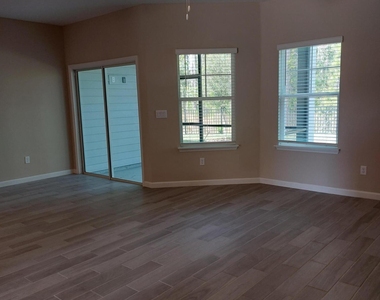 12866 Josslyn Lane - Photo Thumbnail 7