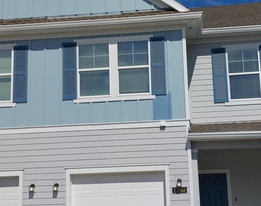 12866 Josslyn Lane - Photo Thumbnail 2