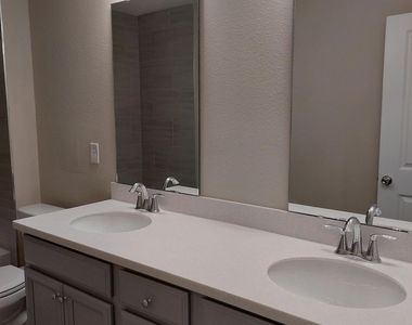 12866 Josslyn Lane - Photo Thumbnail 21