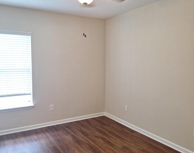 7061 Snowy Canyon Drive - Photo Thumbnail 8
