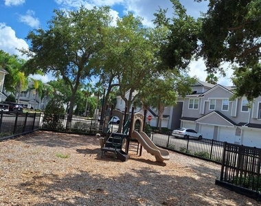 7061 Snowy Canyon Drive - Photo Thumbnail 19