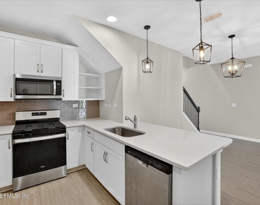 698 Cherry Elm Drive - Photo Thumbnail 14