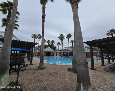 575 Oakleaf Plantation Parkway - Photo Thumbnail 36