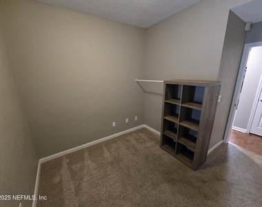 575 Oakleaf Plantation Parkway - Photo Thumbnail 13