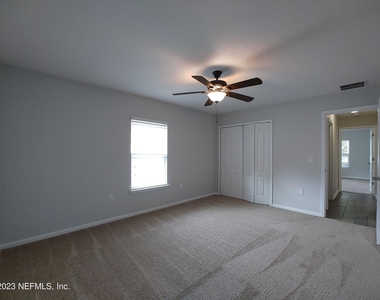 208 Midway Park Drive - Photo Thumbnail 24