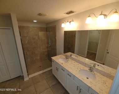 208 Midway Park Drive - Photo Thumbnail 27
