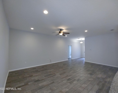 208 Midway Park Drive - Photo Thumbnail 19