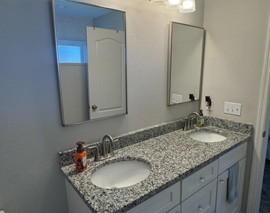 1189 Summer Bluff Road - Photo Thumbnail 28