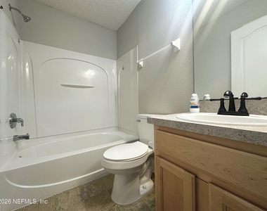 6131 Bartram Village Drive - Photo Thumbnail 12
