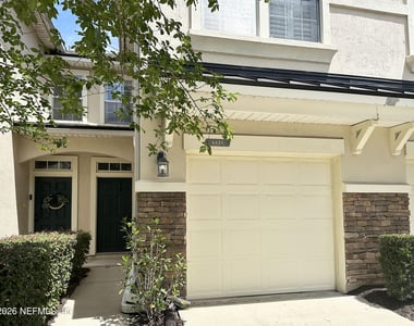 6131 Bartram Village Drive - Photo Thumbnail 14