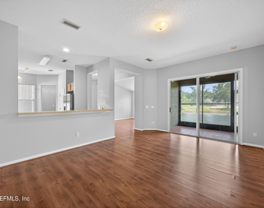 6377 Island Forest Drive - Photo Thumbnail 12