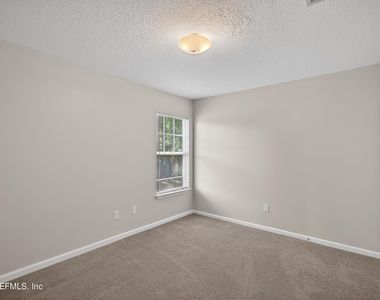 6377 Island Forest Drive - Photo Thumbnail 24