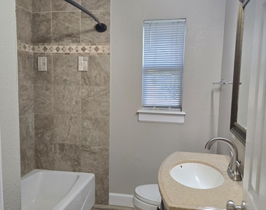 615 Luna Court - Photo Thumbnail 17
