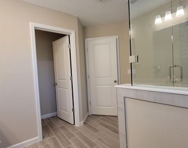 12880 Josslyn Lane - Photo Thumbnail 14
