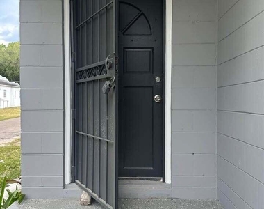 1599 30th Street - Photo Thumbnail 1