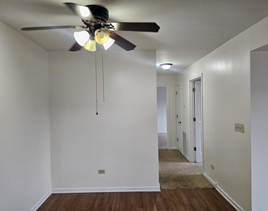 833 Village Quarter Road - Photo Thumbnail 13