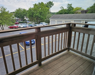 833 Village Quarter Road - Photo Thumbnail 21