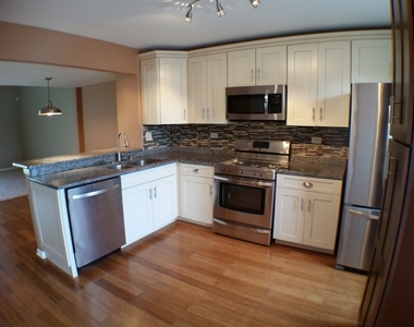118 W 67th Street - Photo Thumbnail 1