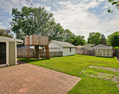 648 N Greenview Avenue - Photo Thumbnail 31