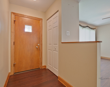 648 N Greenview Avenue - Photo Thumbnail 1
