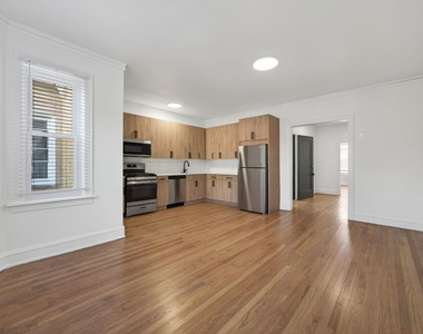 6509 N Leavitt Avenue - Photo Thumbnail 2