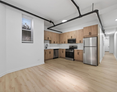 2156 W Arthur Avenue - Photo Thumbnail 3