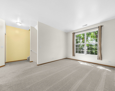 959 Ellsworth Drive - Photo Thumbnail 10