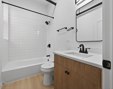 2154 W Arthur Avenue - Photo Thumbnail 4