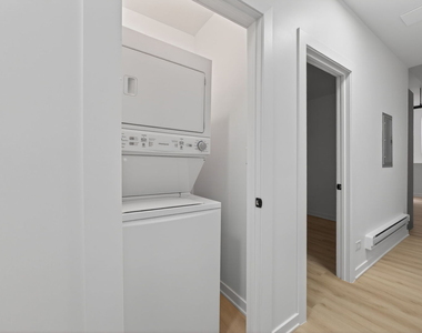 2154 W Arthur Avenue - Photo Thumbnail 5