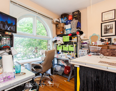 1533 W Leland Avenue - Photo Thumbnail 9