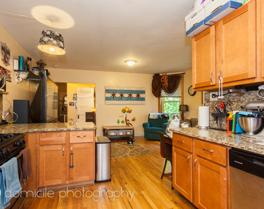 1533 W Leland Avenue - Photo Thumbnail 6