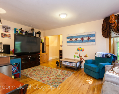 1533 W Leland Avenue - Photo Thumbnail 3