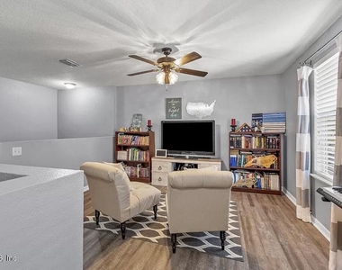 75215 Fern Creek Drive - Photo Thumbnail 4