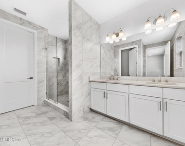 467 Rum Runner Way - Photo Thumbnail 16