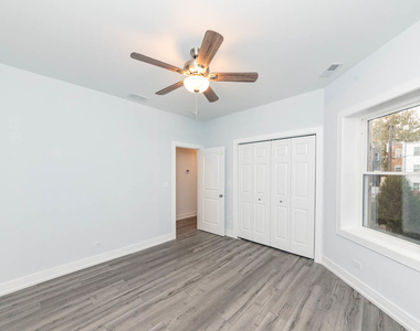 4616 N Monticello Avenue - Photo Thumbnail 6