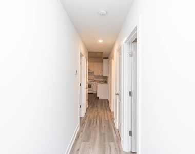 4616 N Monticello Avenue - Photo Thumbnail 4