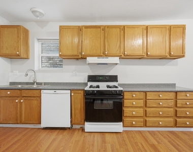 4541 N Western Avenue - Photo Thumbnail 5
