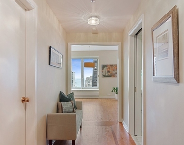 161 E Chicago Avenue - Photo Thumbnail 1